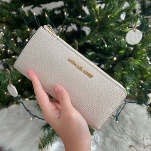 MK wallet - Vanilla/white